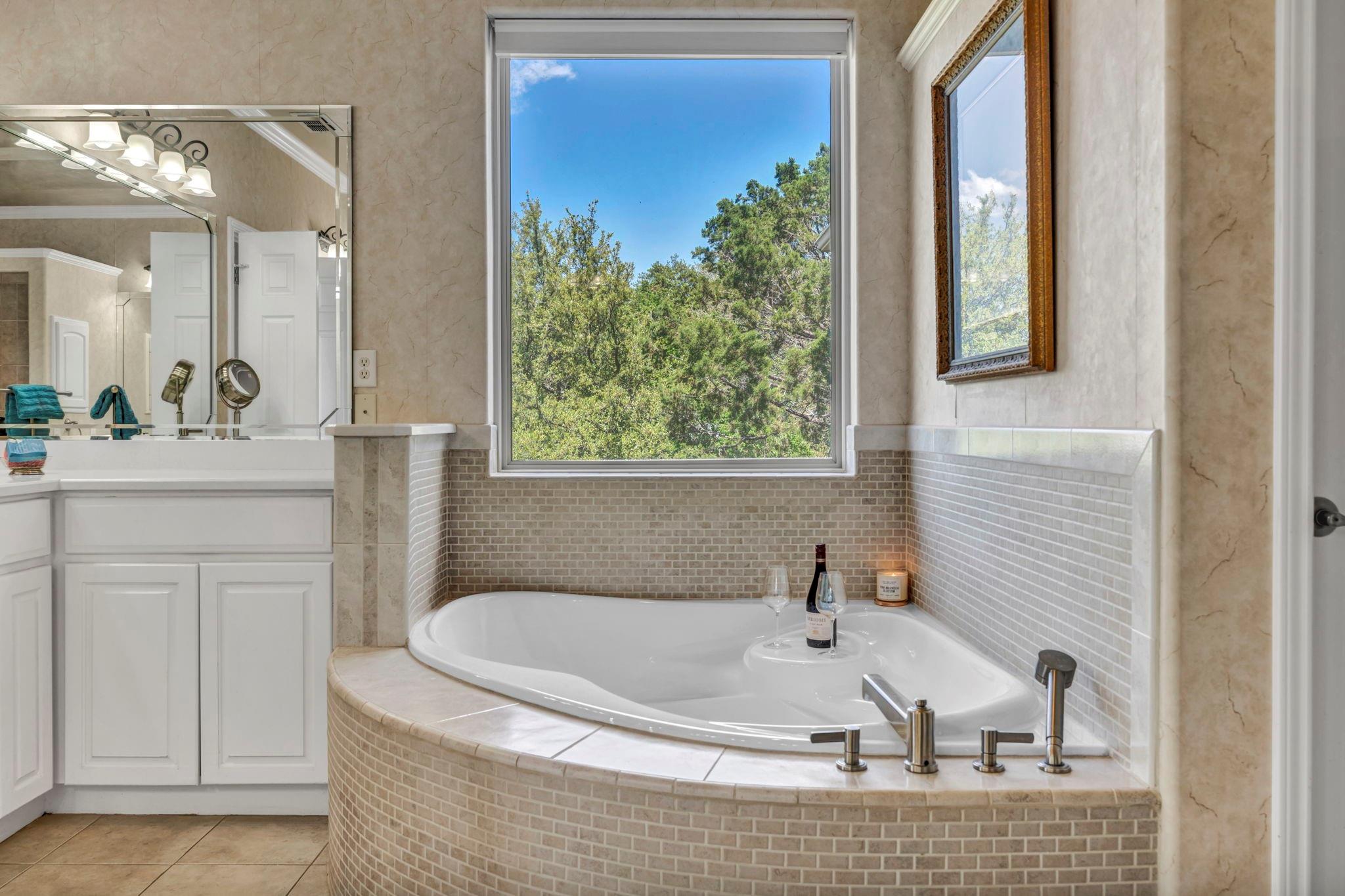 310 The Hills Rd, Horseshoe Bay, TX 78657