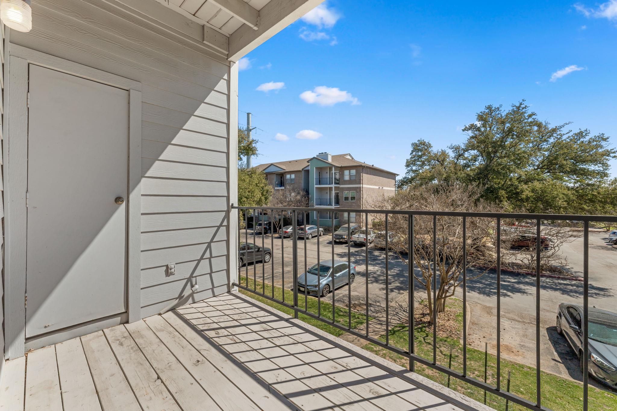 12166 Metric Blvd # 2003, Austin, TX 78758