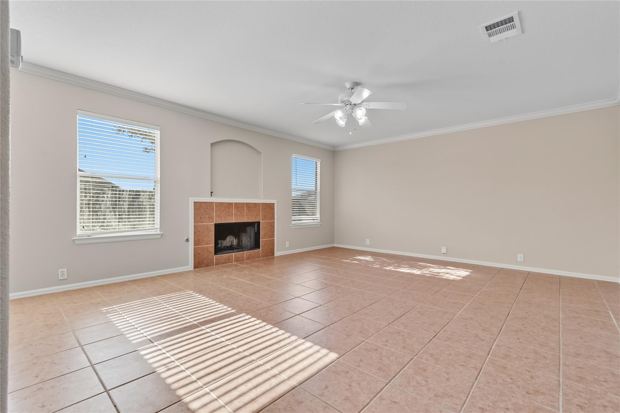 172 Coreopsis Cv, Kyle, TX 78640