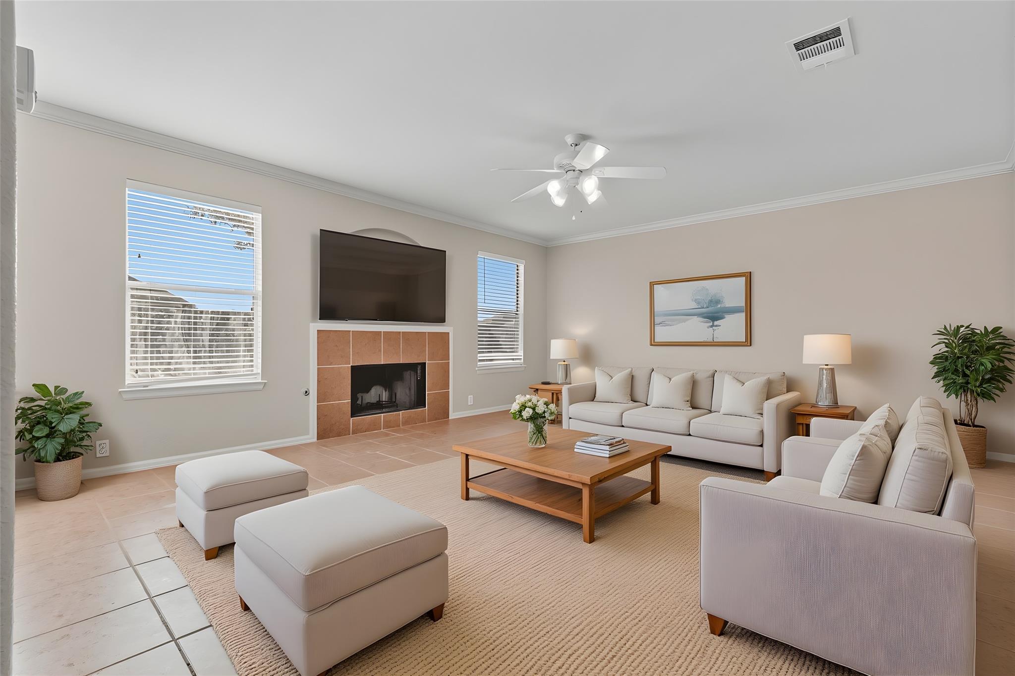 172 Coreopsis Cv, Kyle, TX 78640