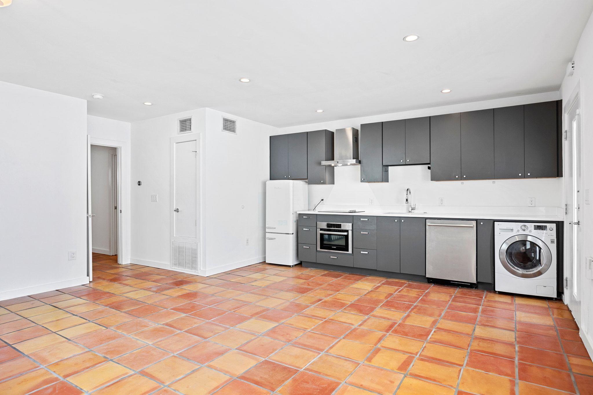 1200 Enfield Rd # 107, Austin, TX 78703