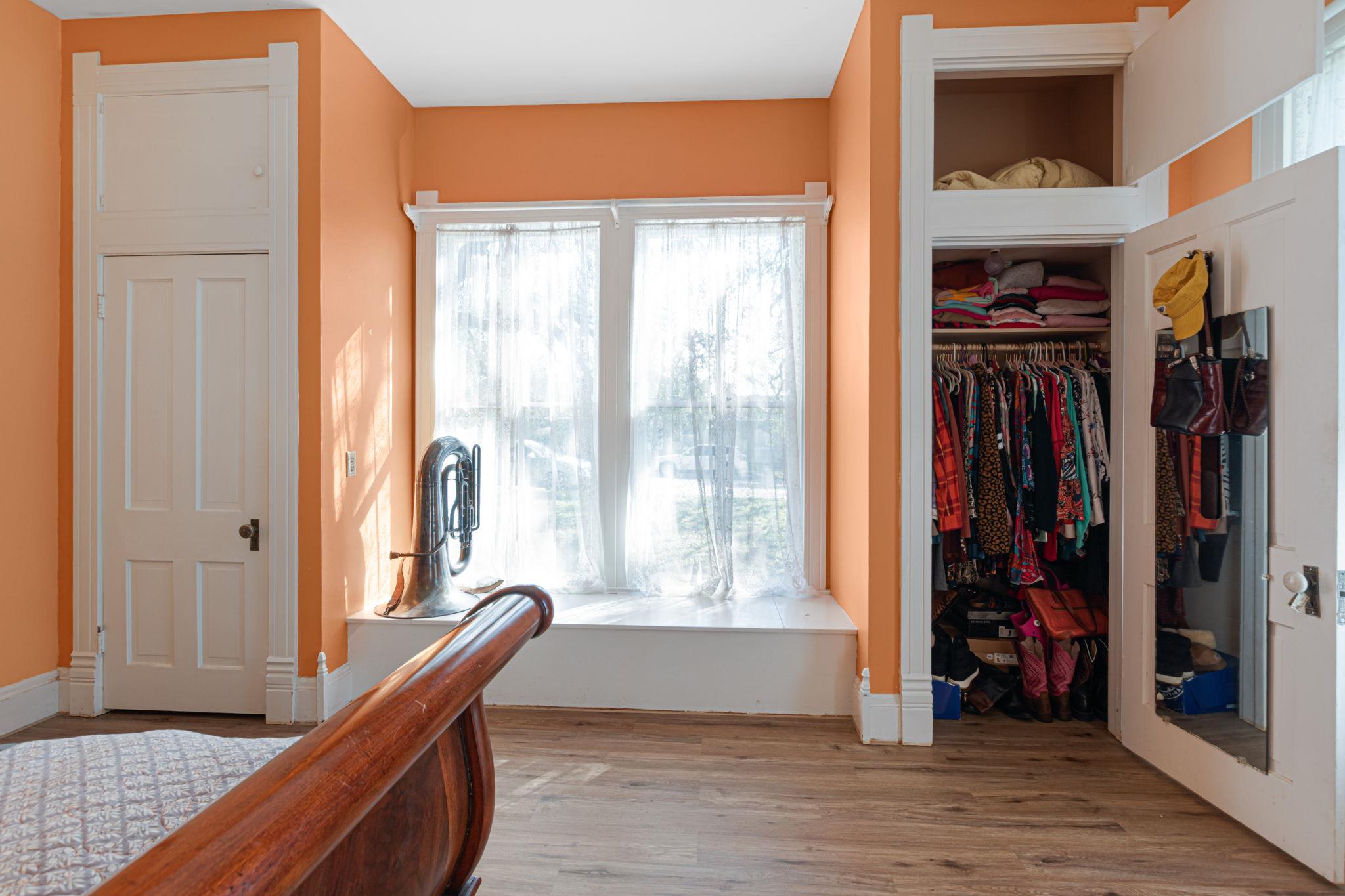 106 S Howe St, Lampasas, TX 76550