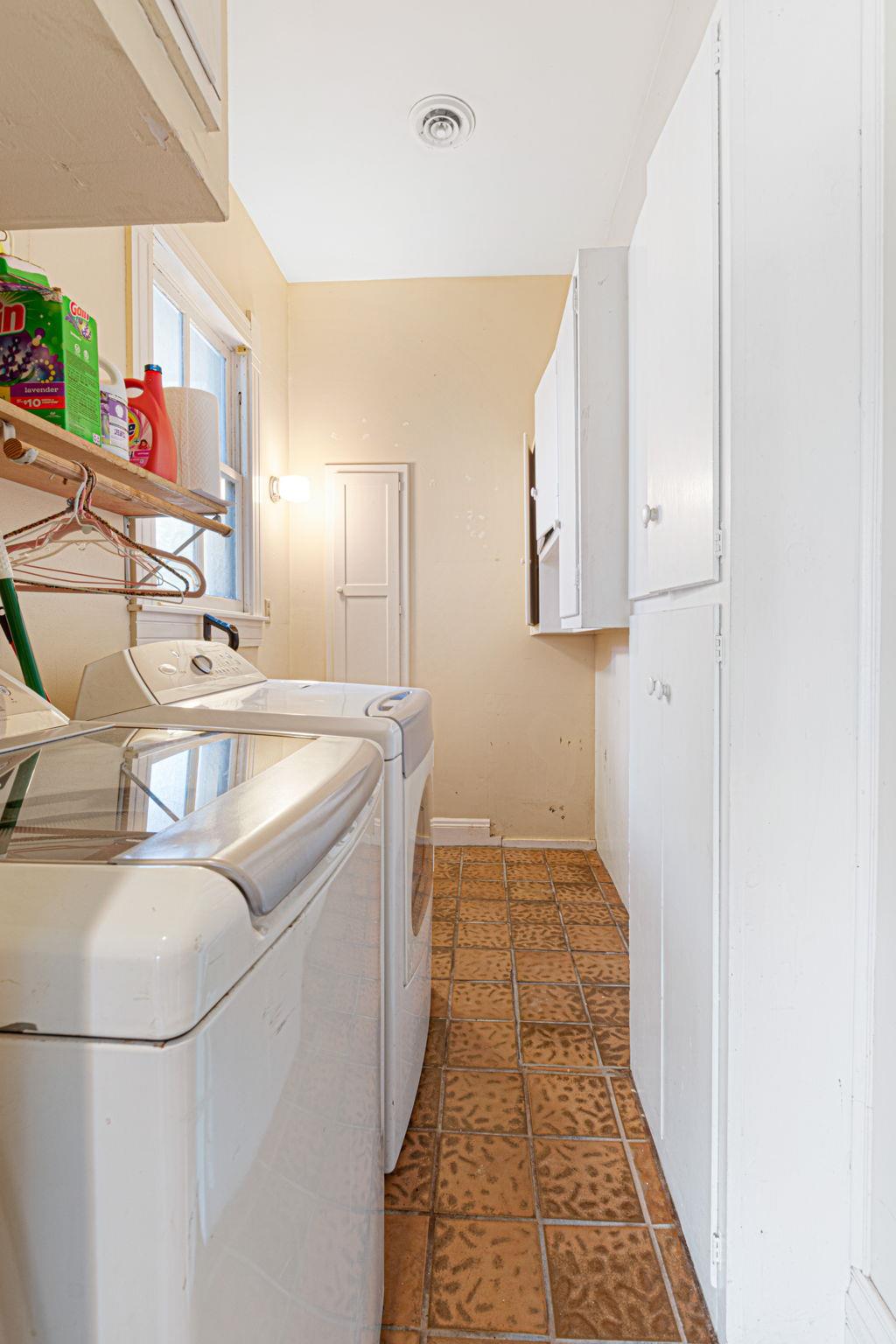 106 S Howe St, Lampasas, TX 76550