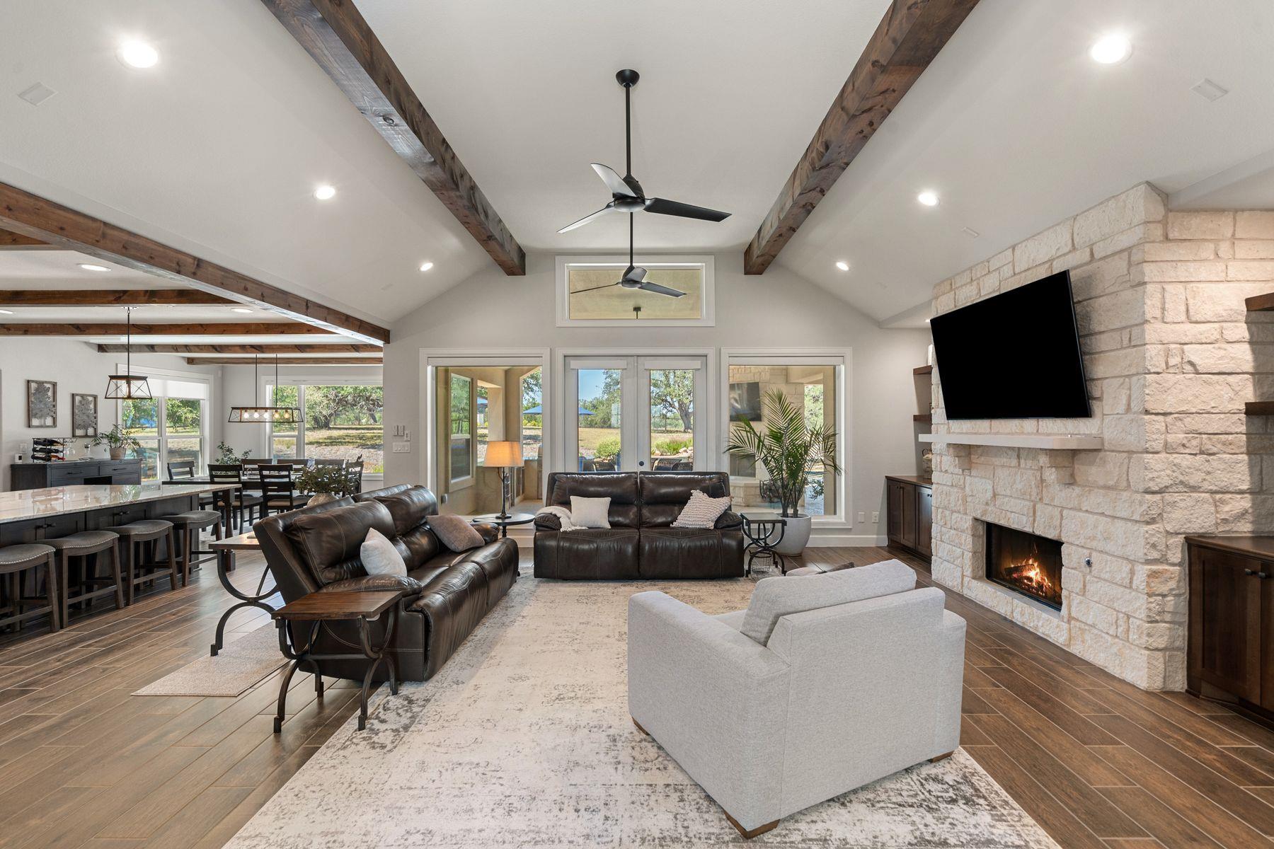 291 Southwick Ranch Rd, Johnson City, TX 78636