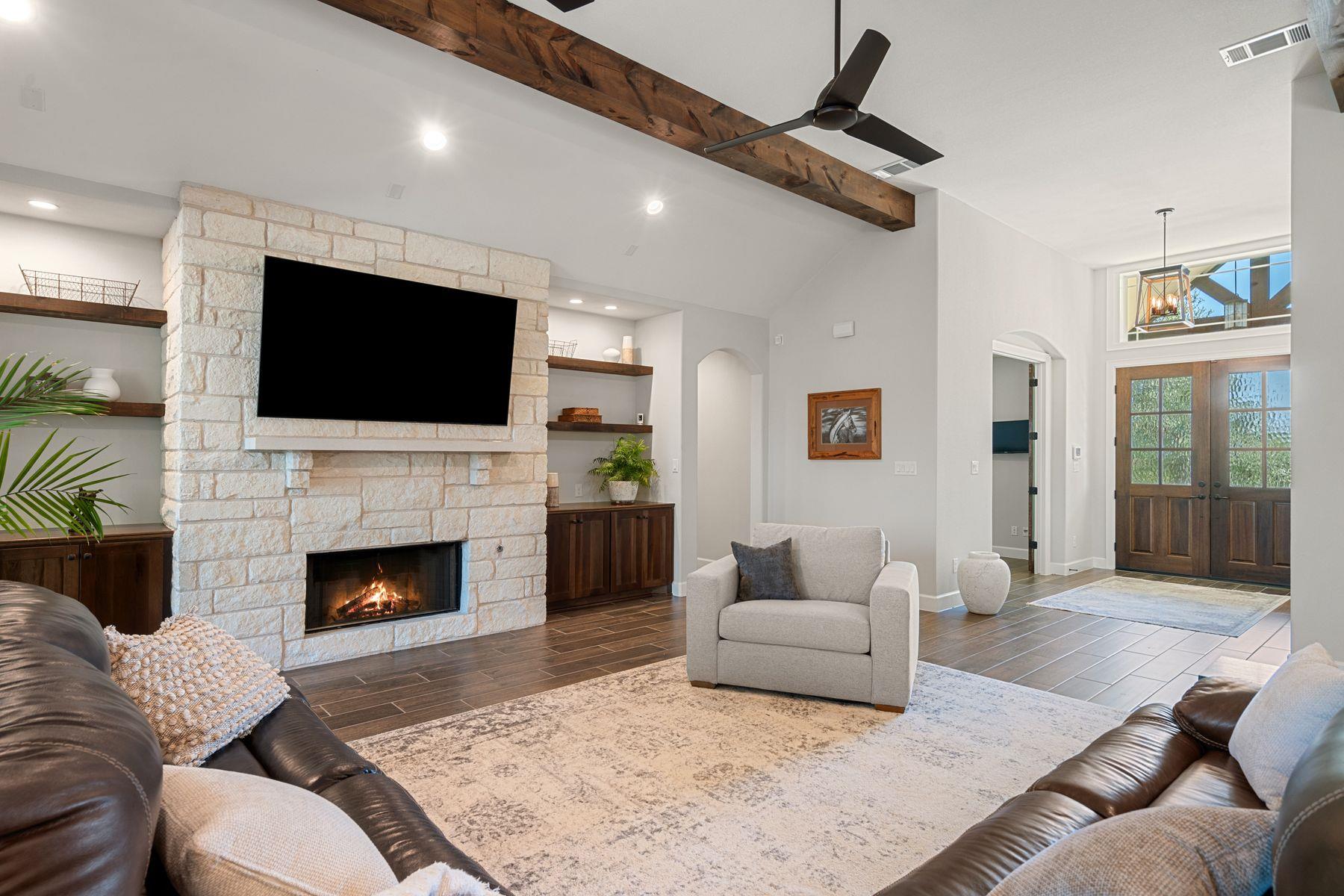 291 Southwick Ranch Rd, Johnson City, TX 78636