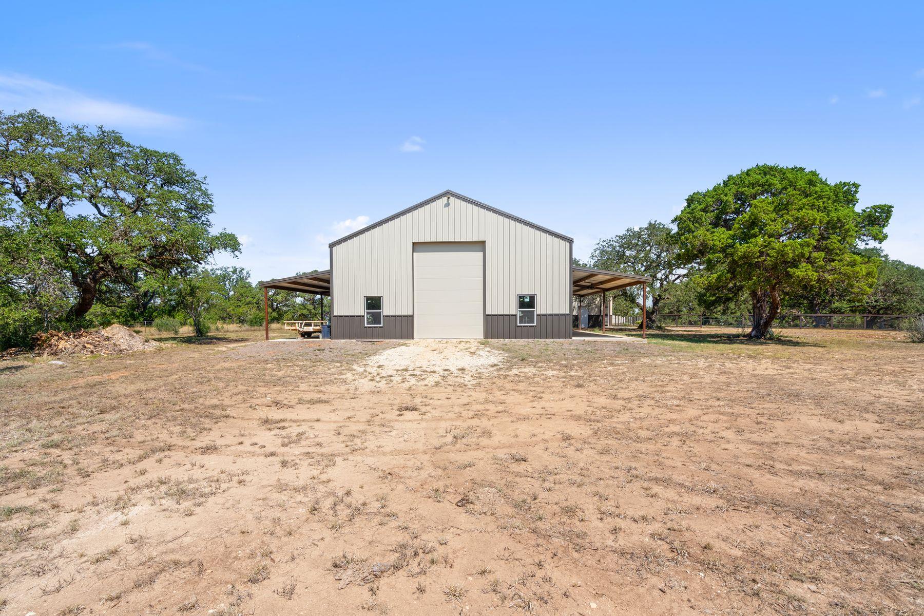 291 Southwick Ranch Rd, Johnson City, TX 78636