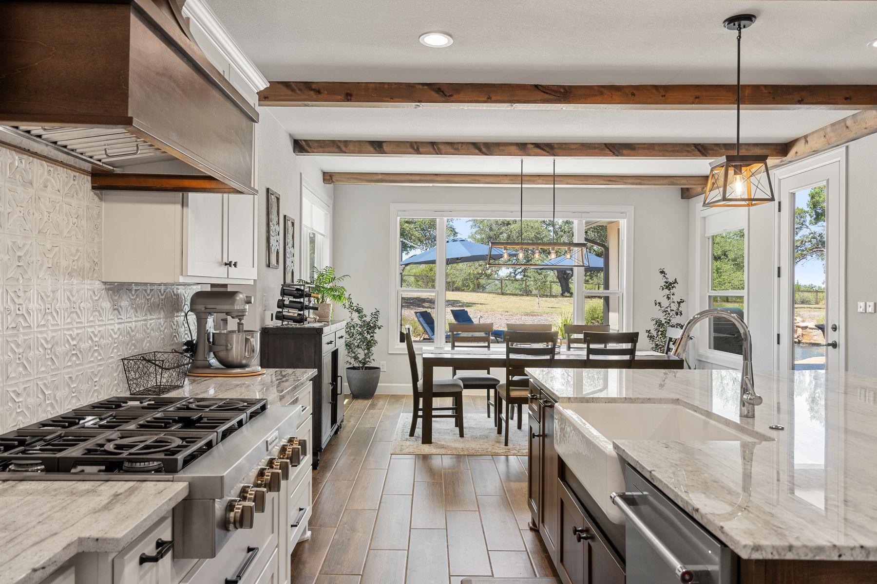 291 Southwick Ranch Rd, Johnson City, TX 78636