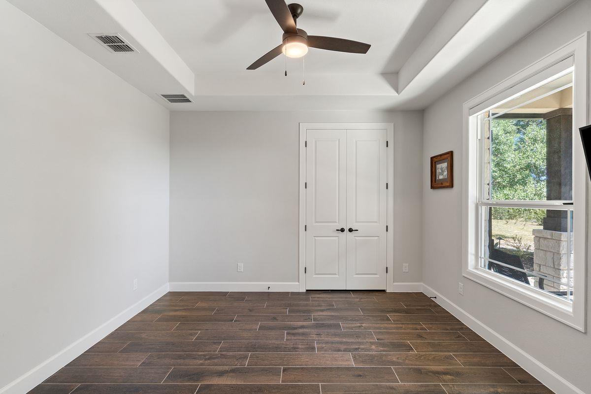 291 Southwick Ranch Rd, Johnson City, TX 78636