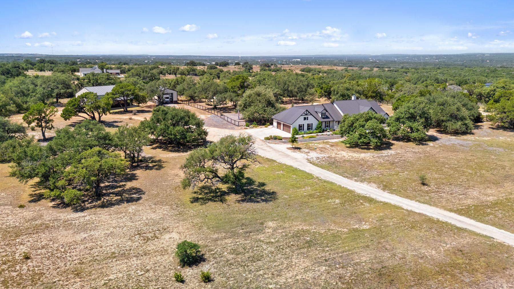 291 Southwick Ranch Rd, Johnson City, TX 78636
