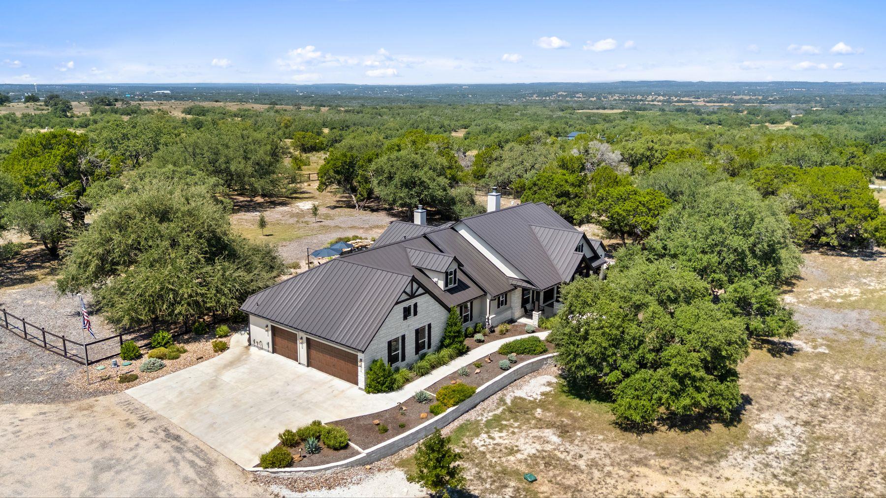 291 Southwick Ranch Rd, Johnson City, TX 78636