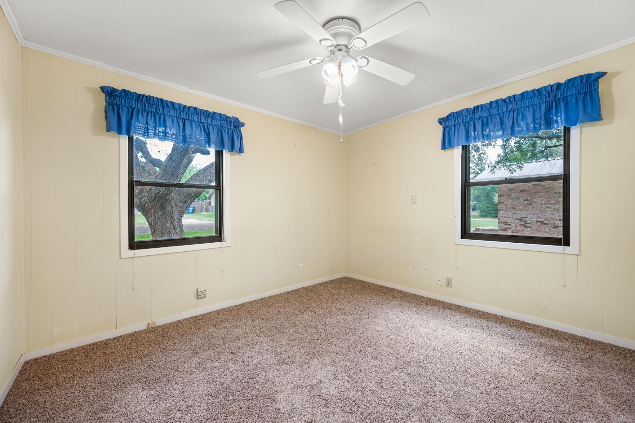 18215 Ledge St, Jonestown, TX 78645