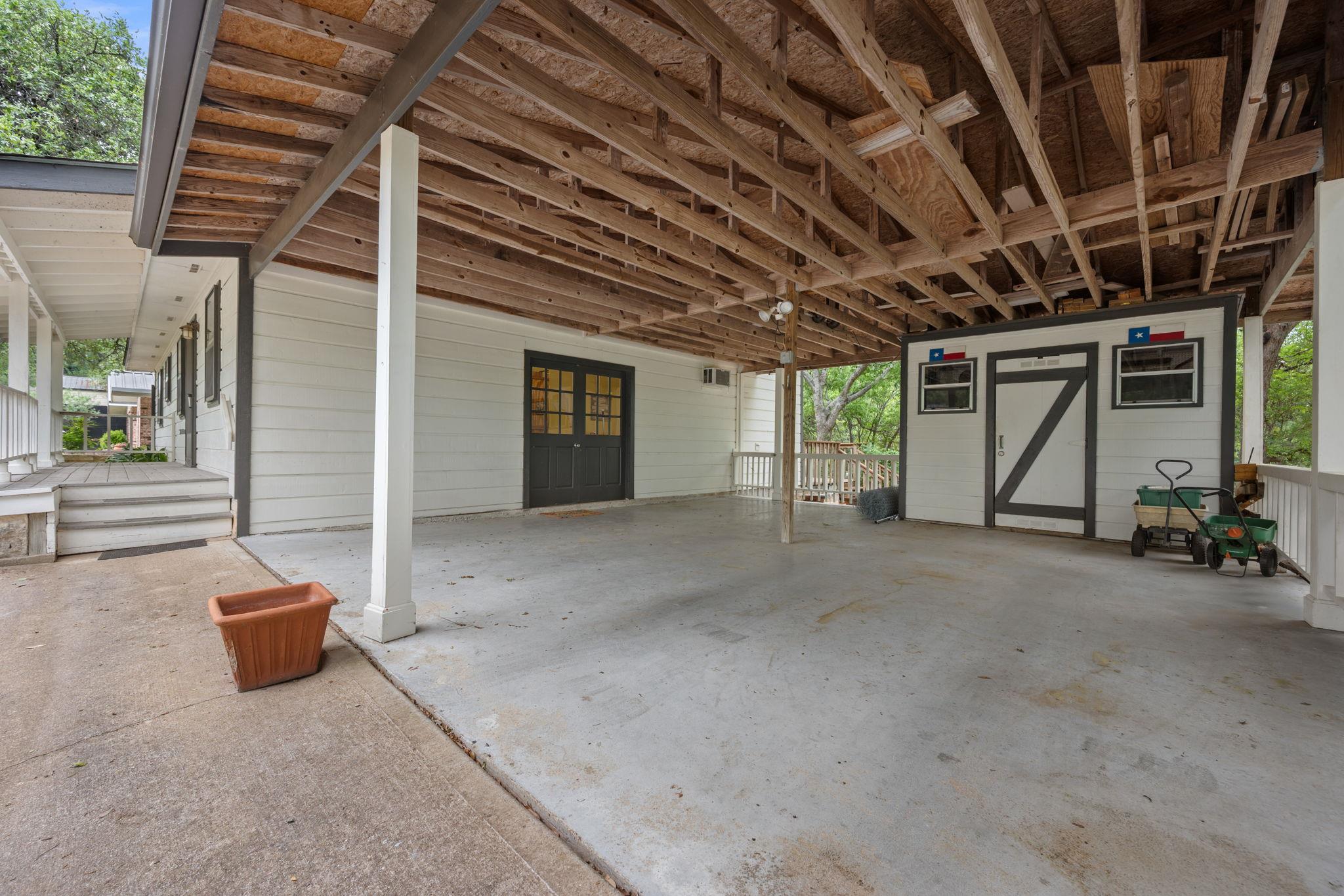 18215 Ledge St, Jonestown, TX 78645