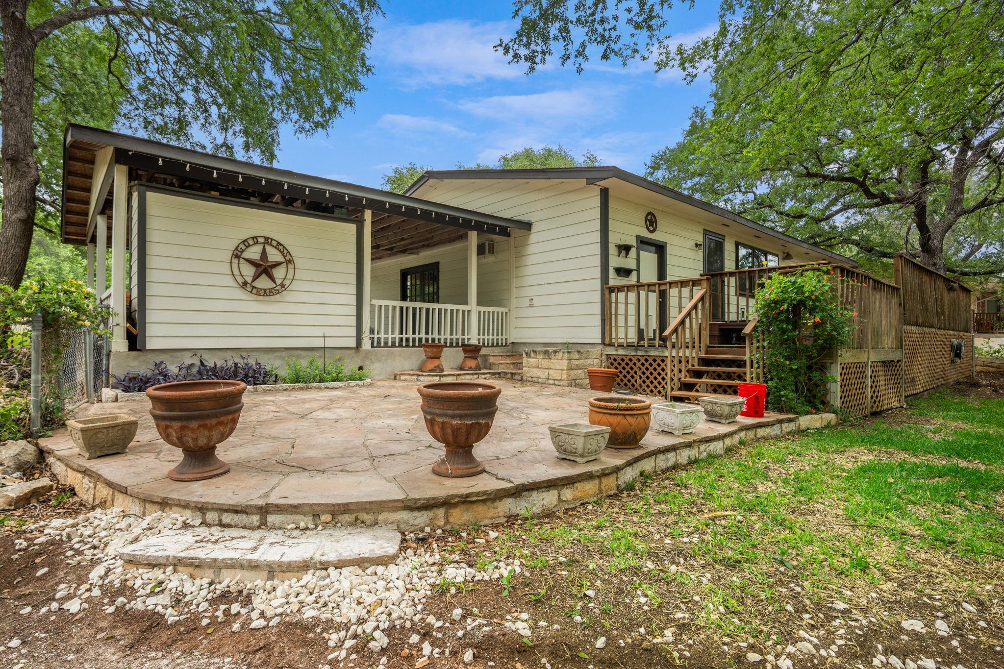 18215 Ledge St, Jonestown, TX 78645