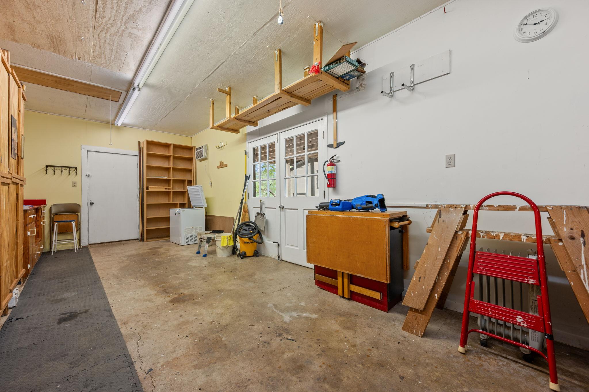 18215 Ledge St, Jonestown, TX 78645