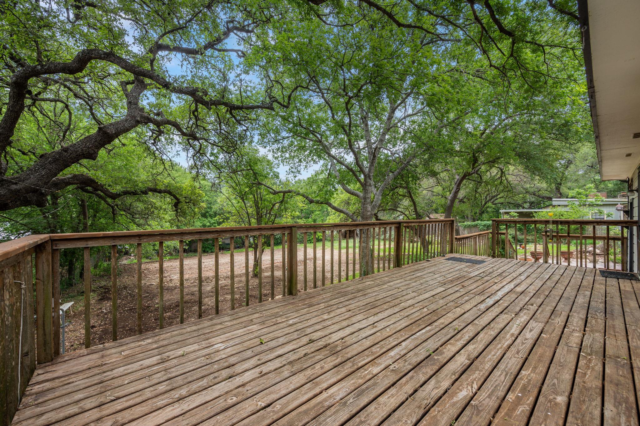 18215 Ledge St, Jonestown, TX 78645