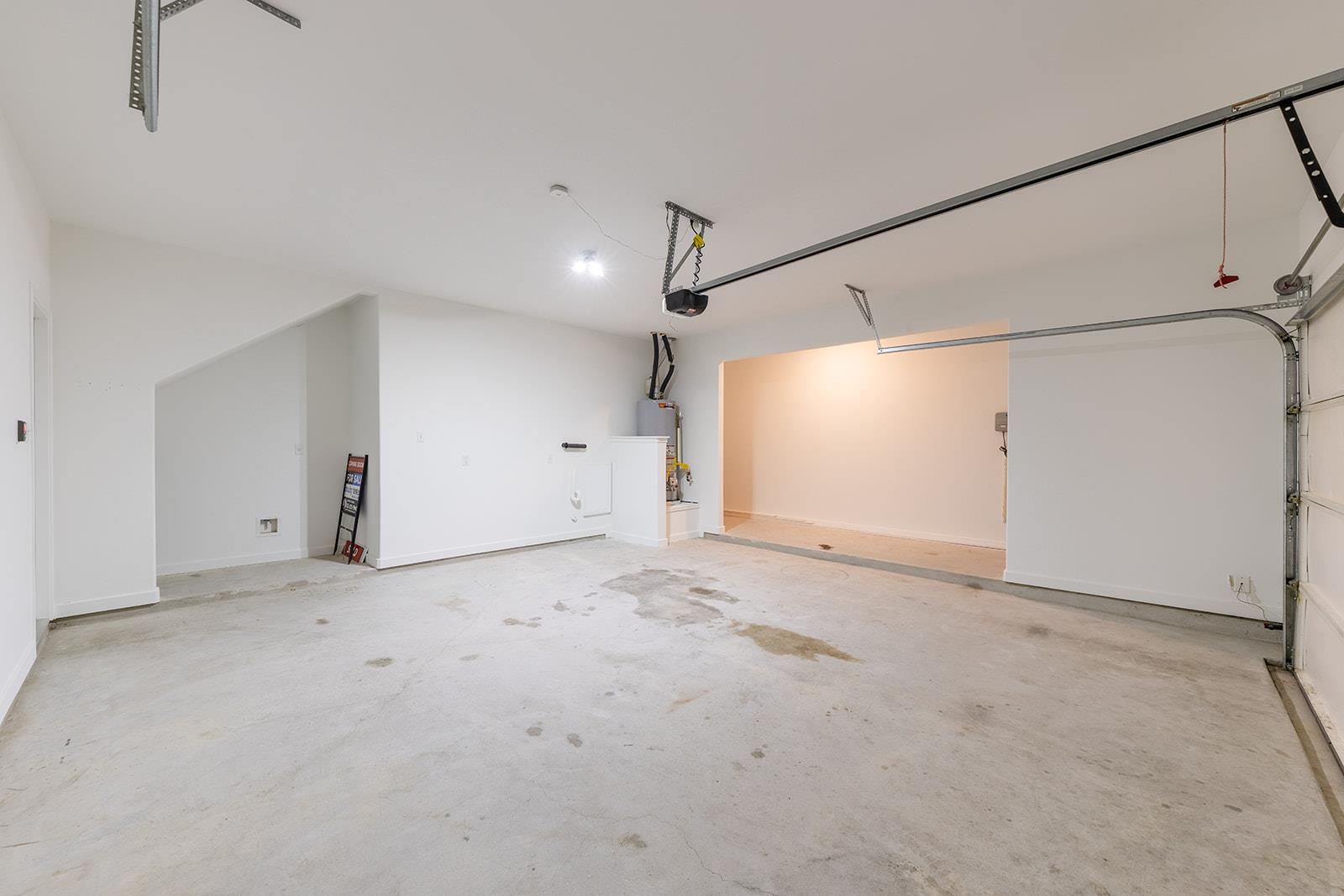 305 Arnage Dr, Hutto, TX 78634