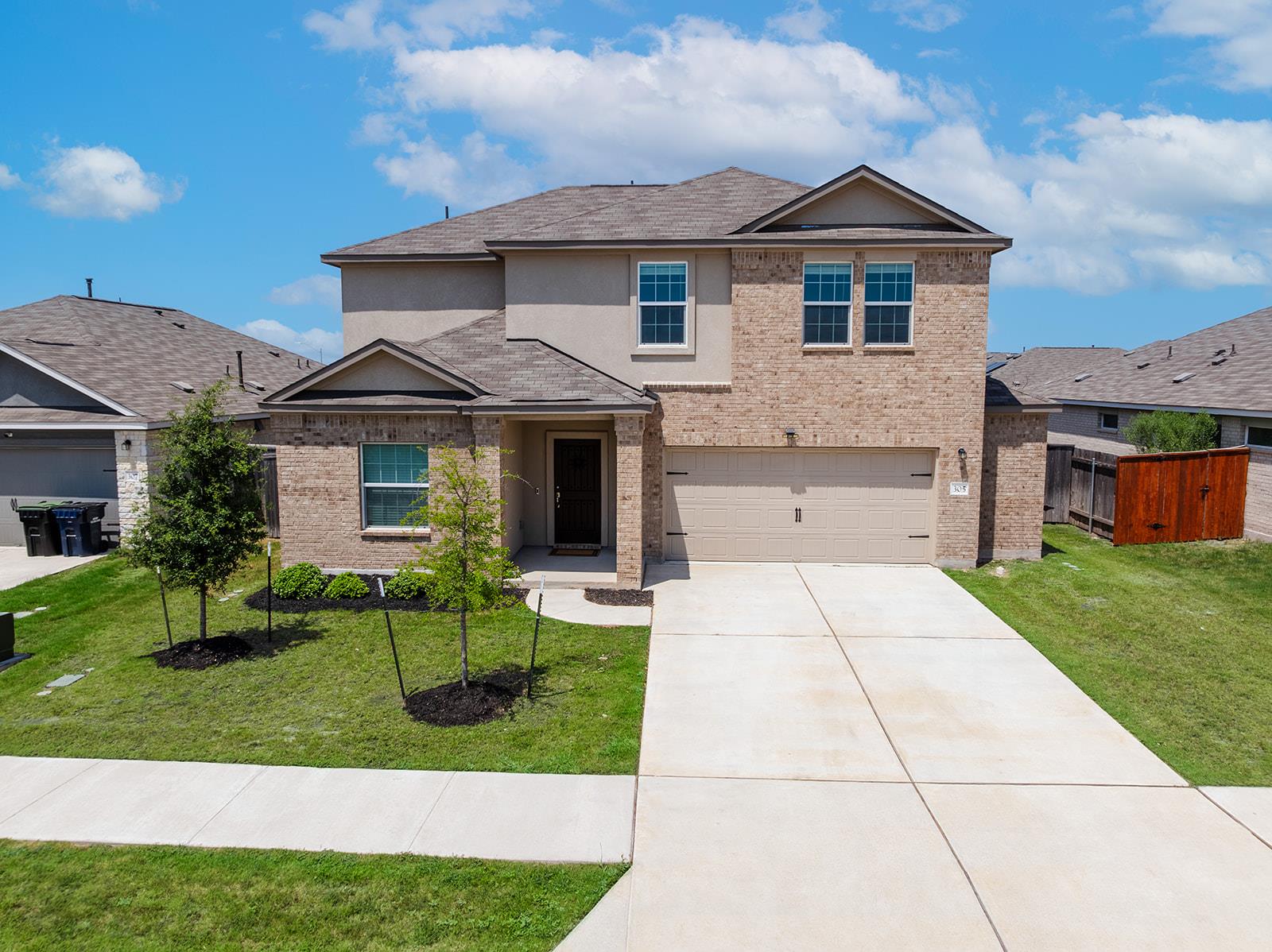 305 Arnage Dr, Hutto, TX 78634