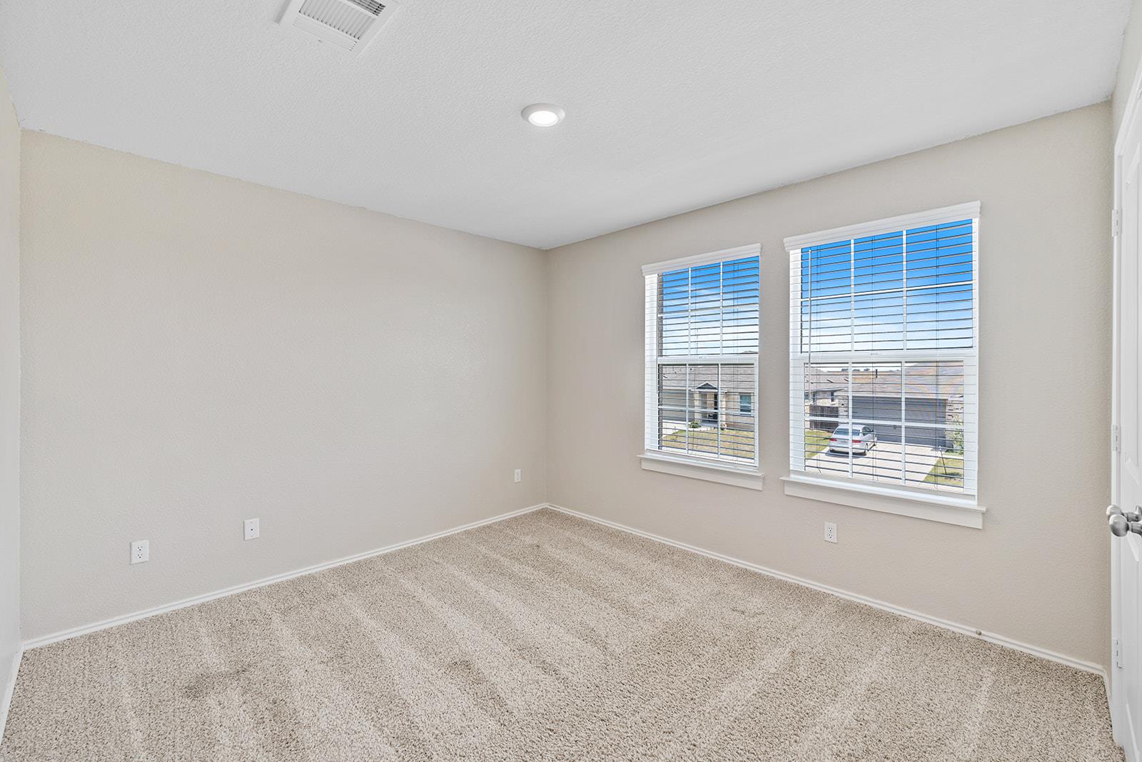 305 Arnage Dr, Hutto, TX 78634