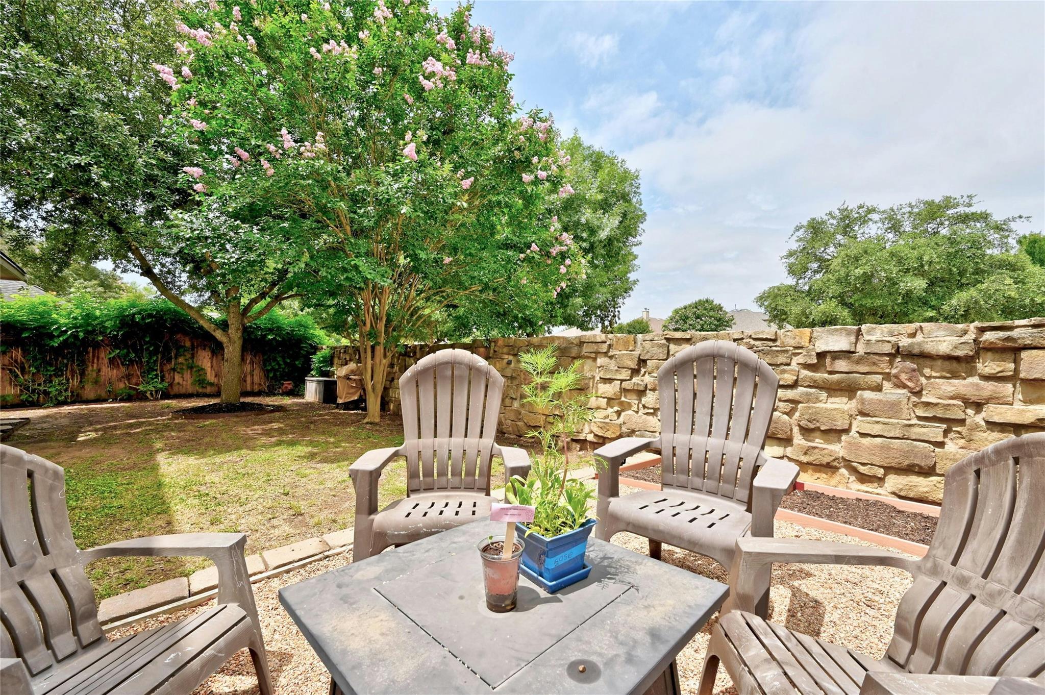 130 Farm House Rd, San Marcos, TX 78666