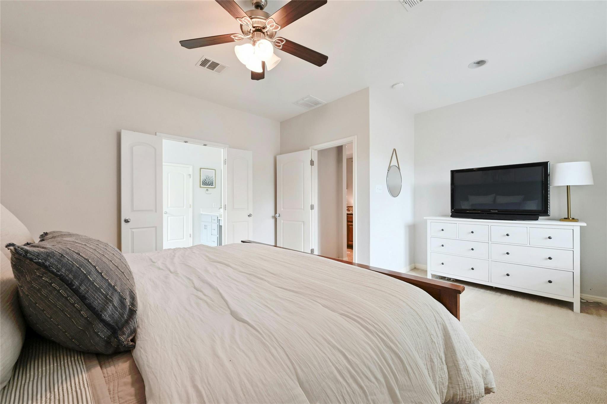 130 Farm House Rd, San Marcos, TX 78666