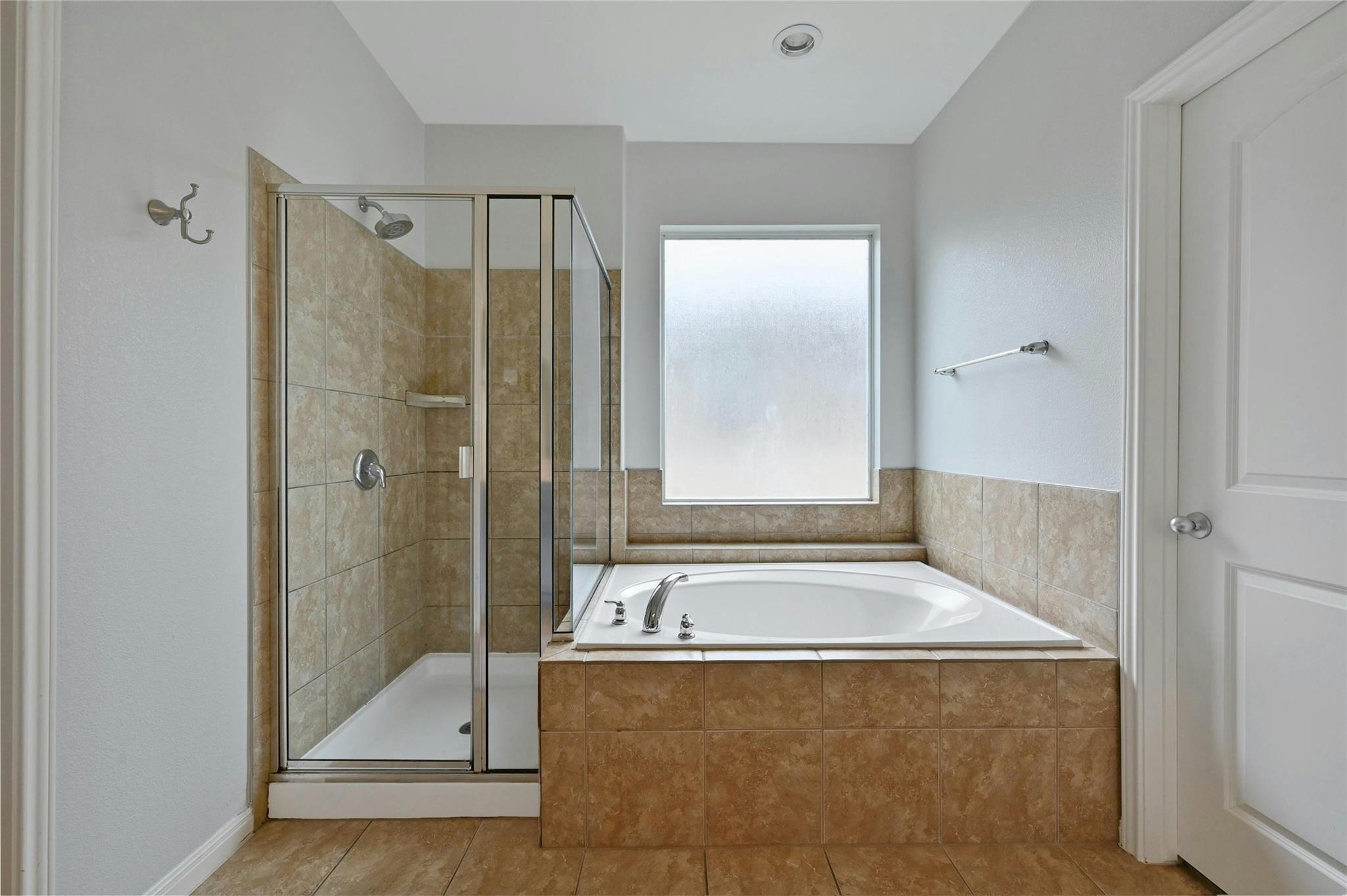 130 Farm House Rd, San Marcos, TX 78666