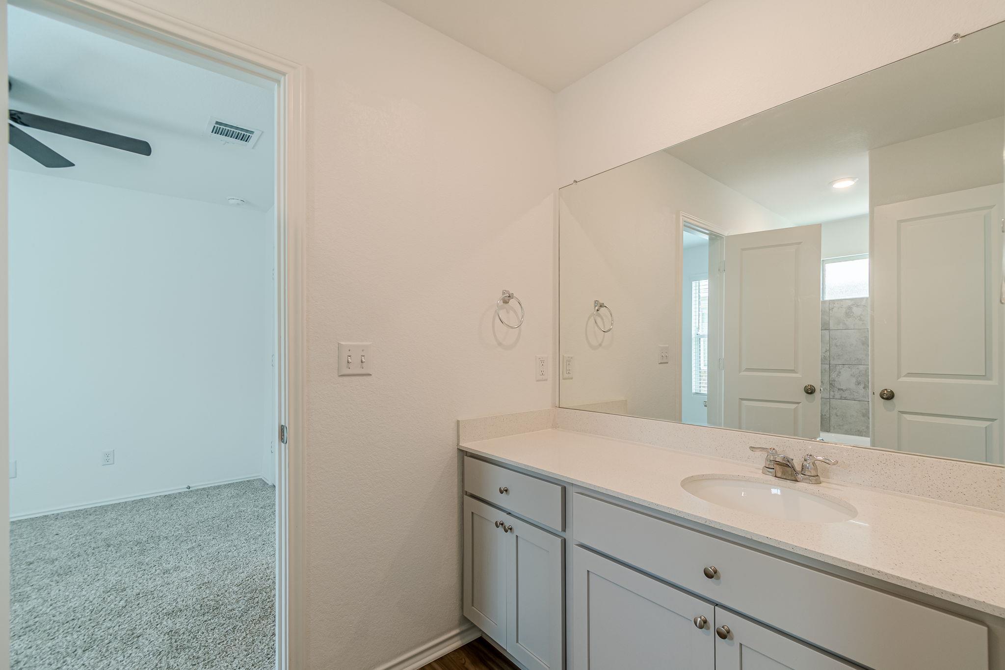 341 Escondido Cir, San Marcos, TX 78666