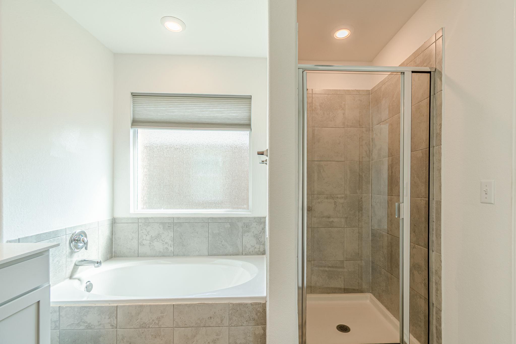 341 Escondido Cir, San Marcos, TX 78666