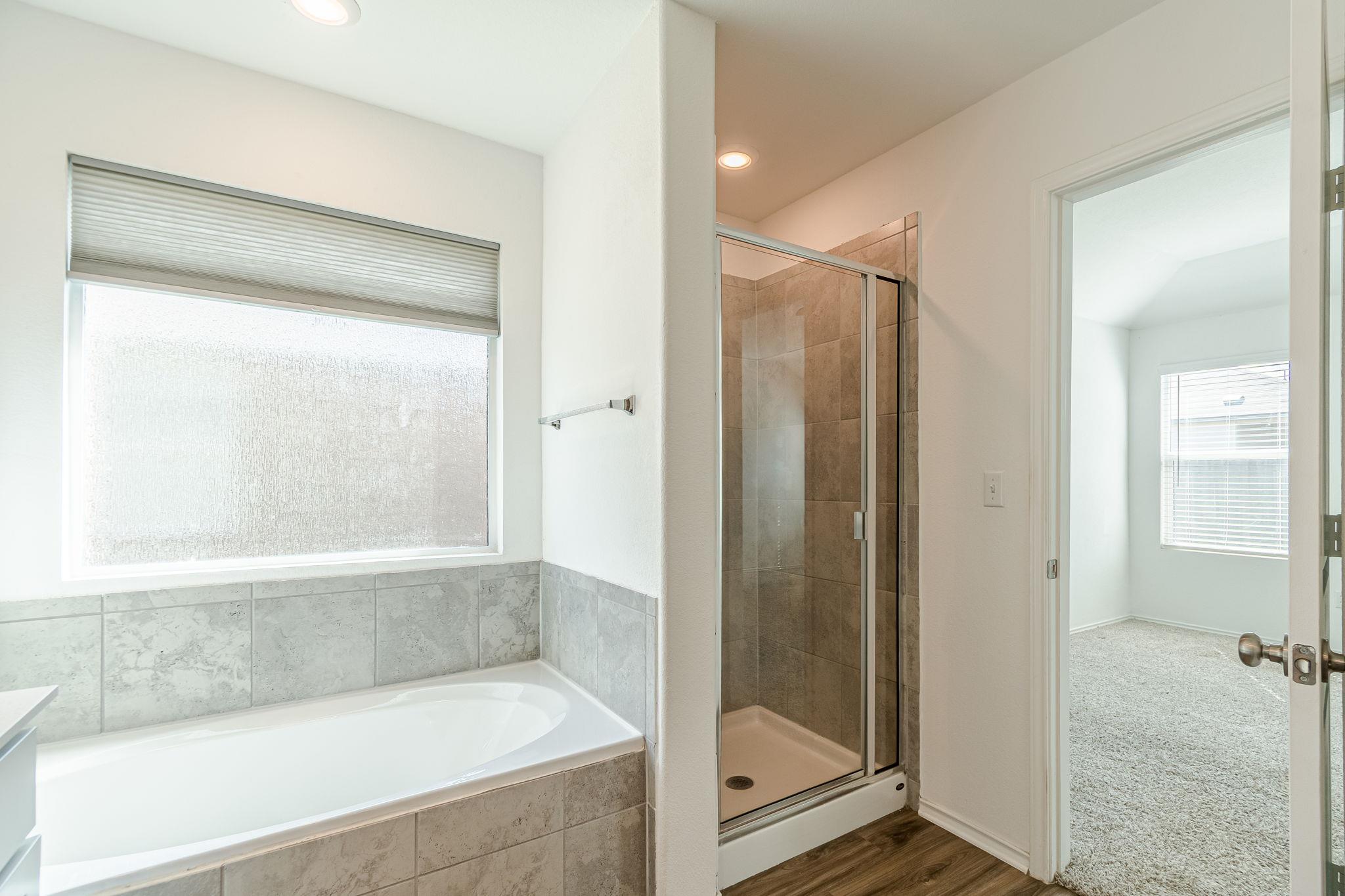 341 Escondido Cir, San Marcos, TX 78666