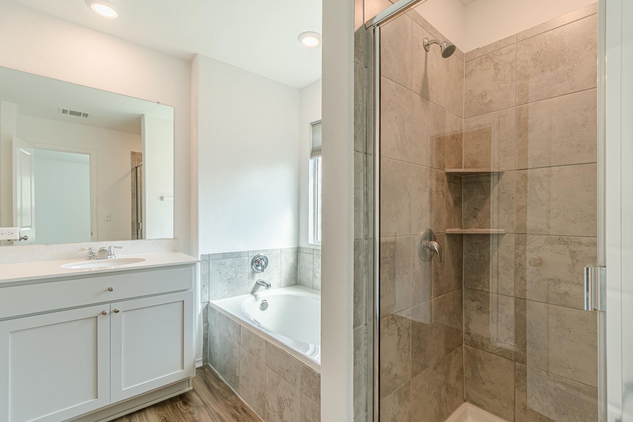 341 Escondido Cir, San Marcos, TX 78666