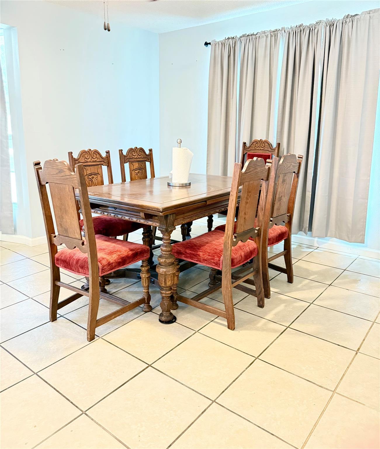 2203 Post Oak Rd, Rockdale, TX 76567