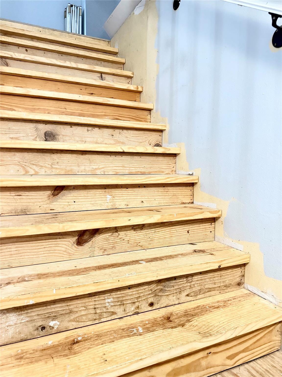 2203 Post Oak Rd, Rockdale, TX 76567