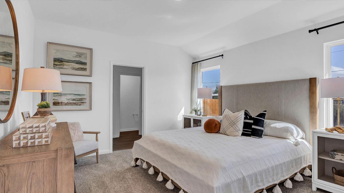 112 Juan Cordona Dr, Buda, TX 78610