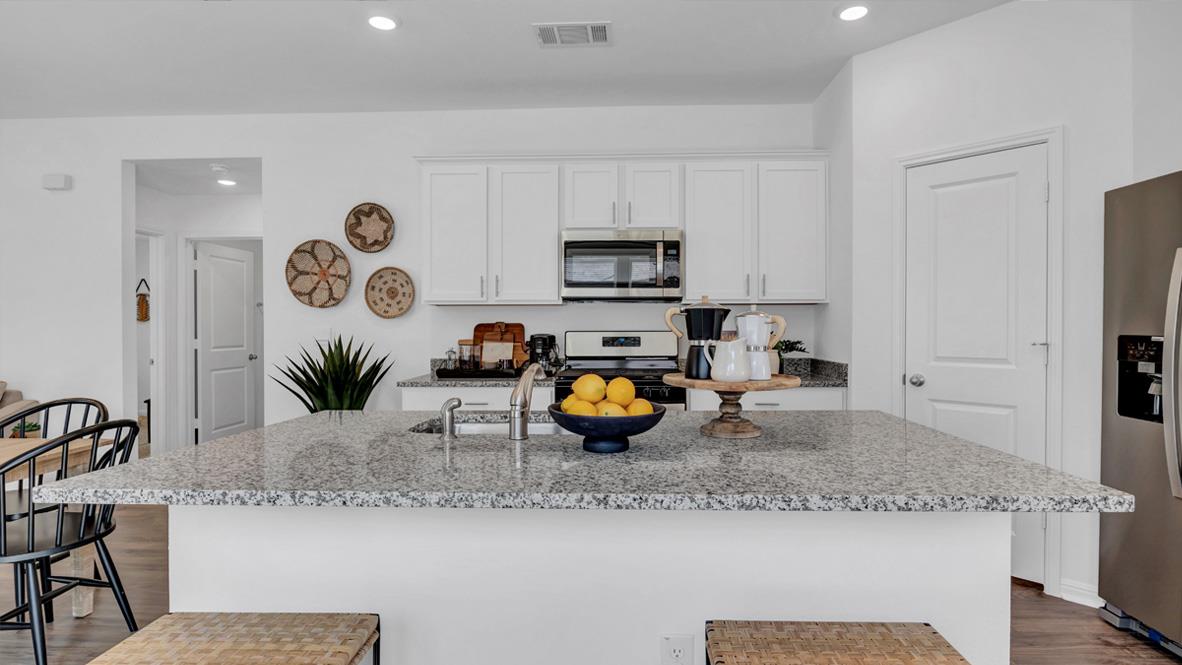 112 Juan Cordona Dr, Buda, TX 78610