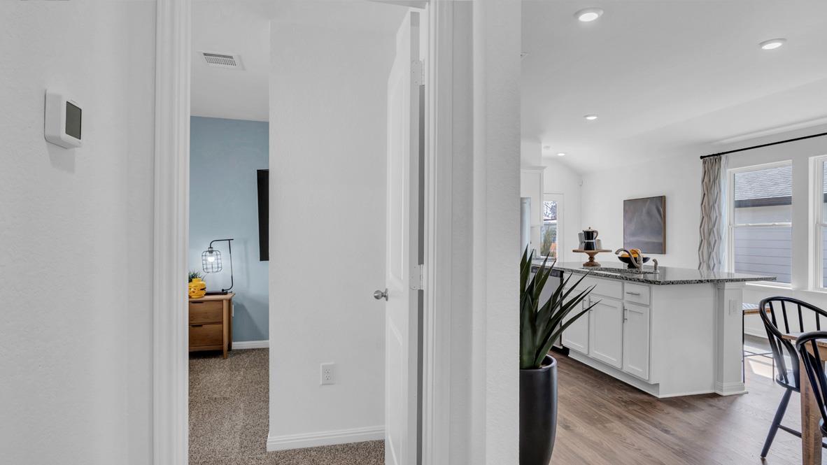 112 Juan Cordona Dr, Buda, TX 78610