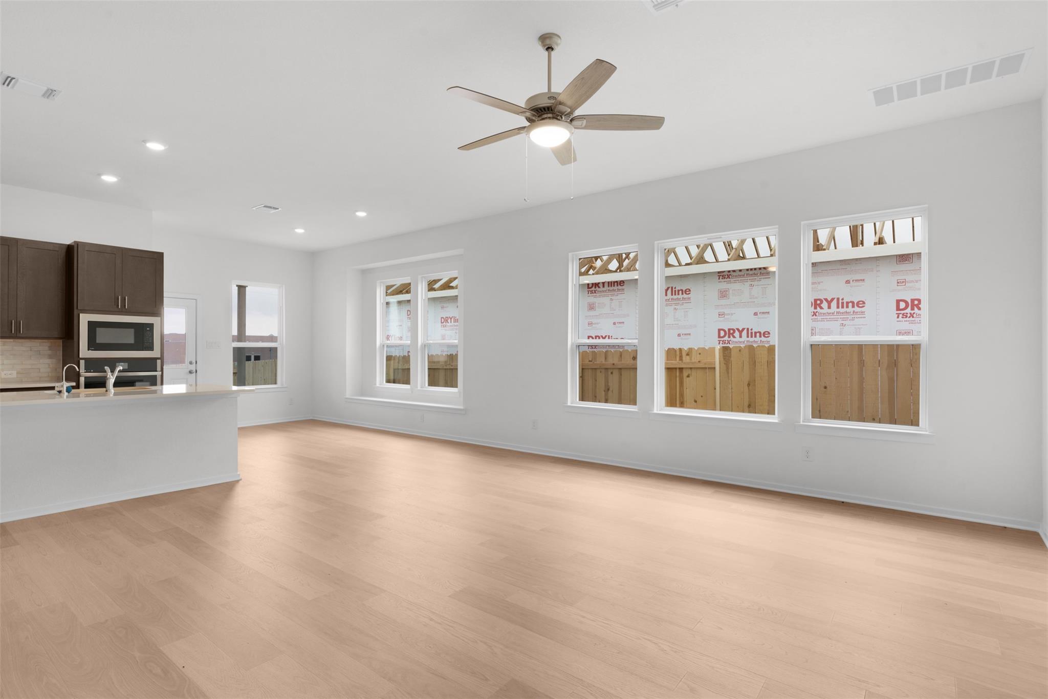 13821 Tucker Hedge Pass, Elgin, TX 78621