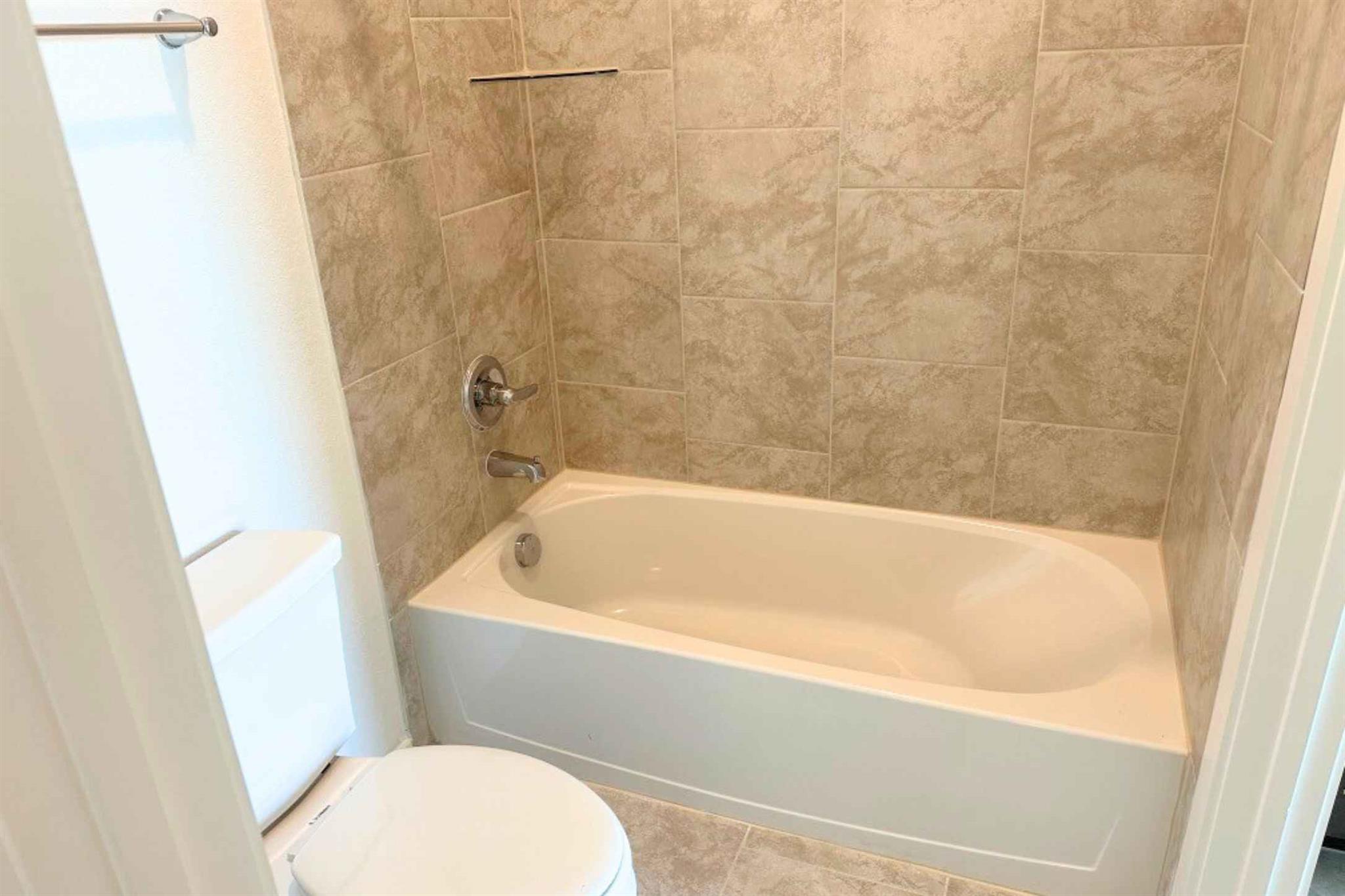 13821 Tucker Hedge Pass, Elgin, TX 78621