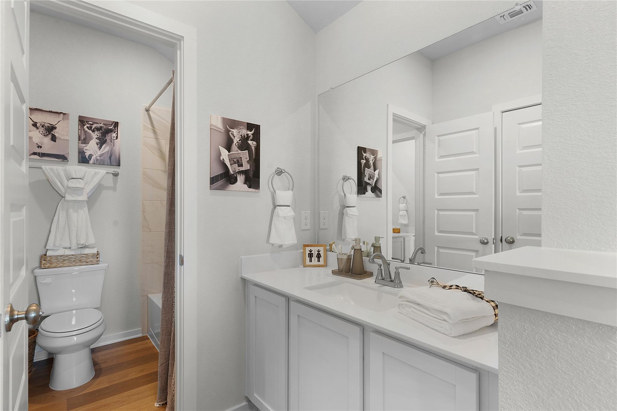 13821 Tucker Hedge Pass, Elgin, TX 78621