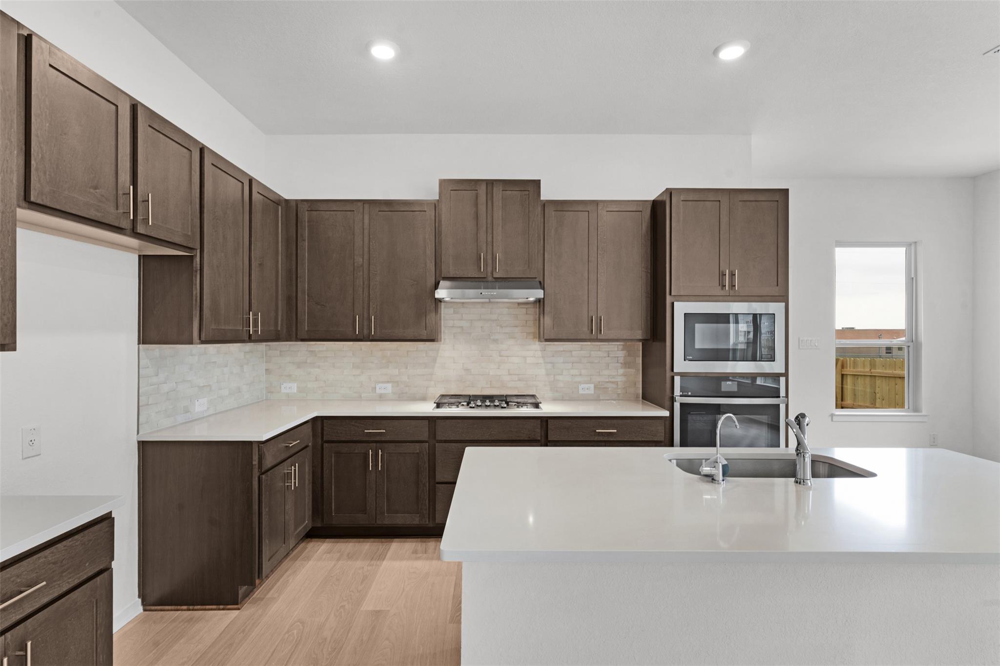 13821 Tucker Hedge Pass, Elgin, TX 78621