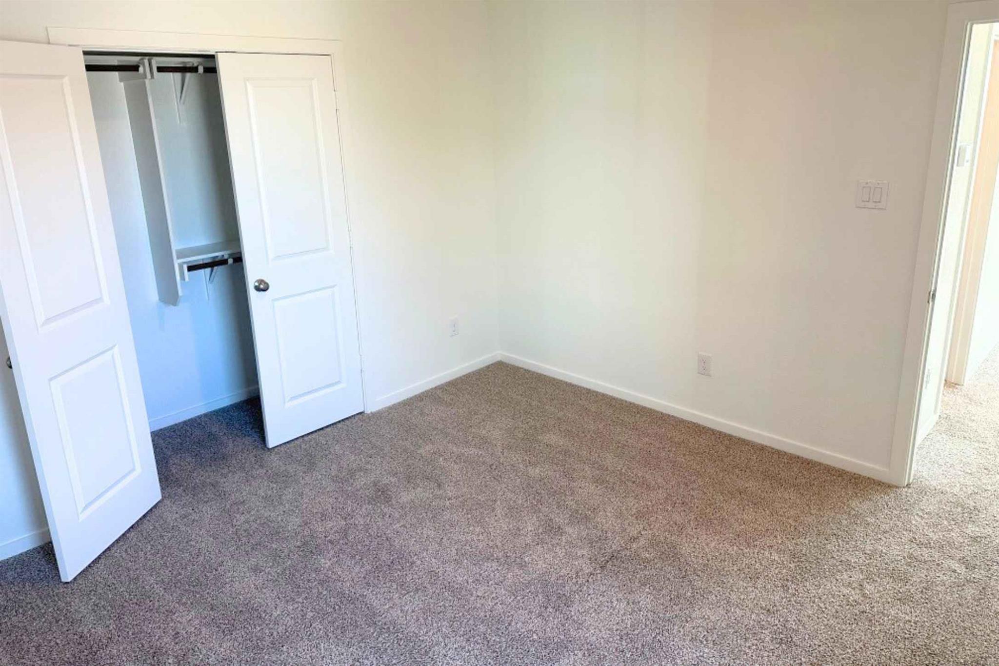 13821 Tucker Hedge Pass, Elgin, TX 78621