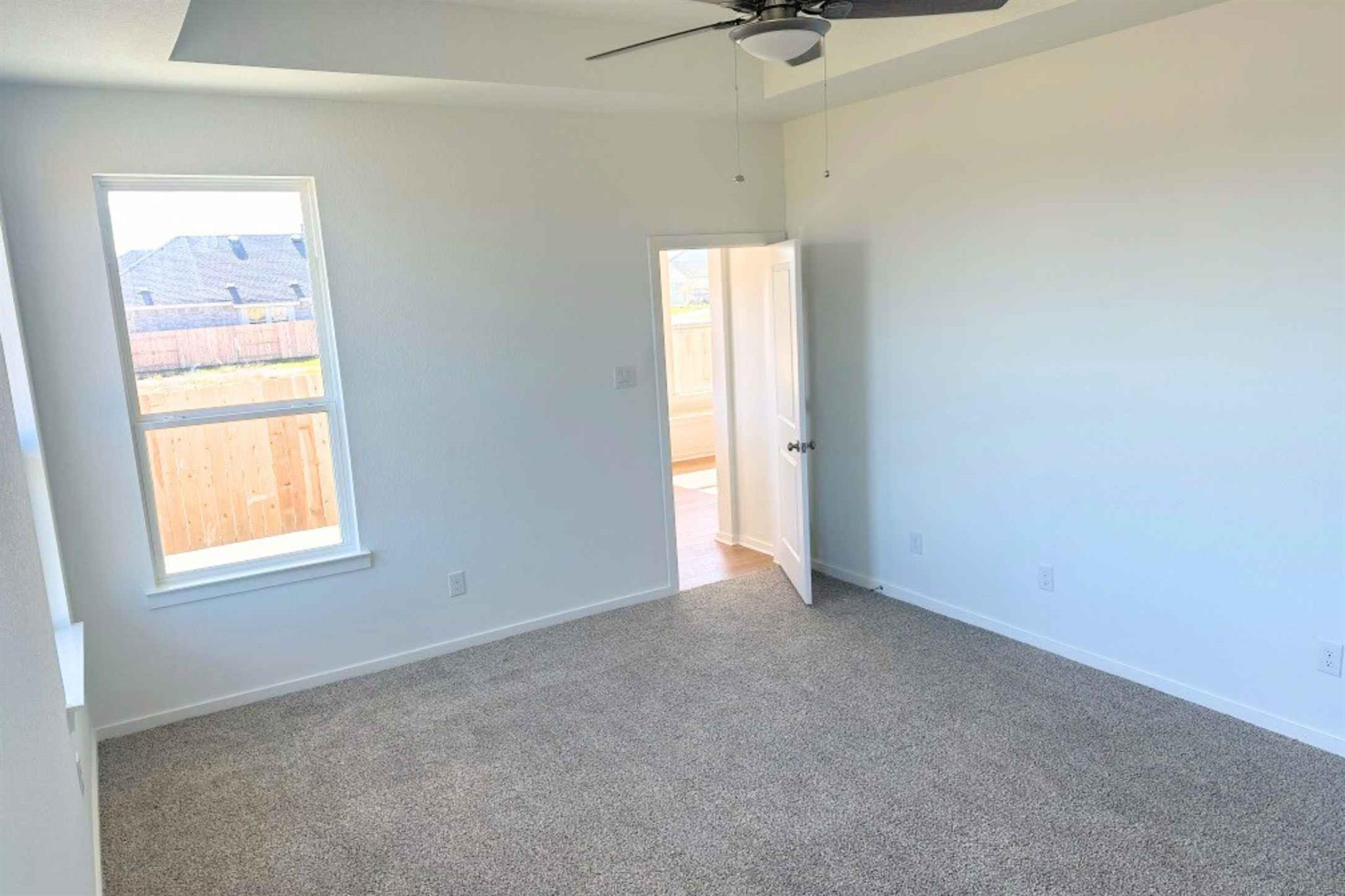 13821 Tucker Hedge Pass, Elgin, TX 78621