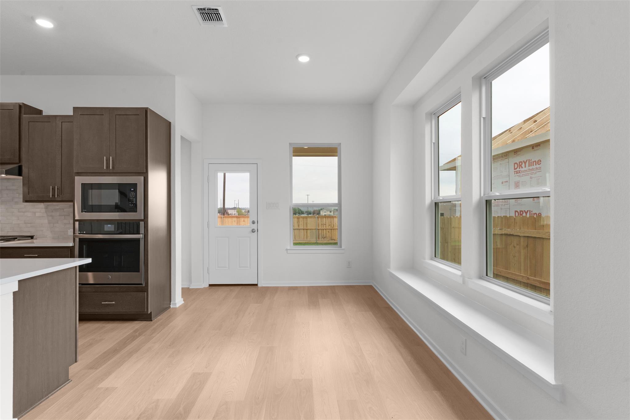 13821 Tucker Hedge Pass, Elgin, TX 78621