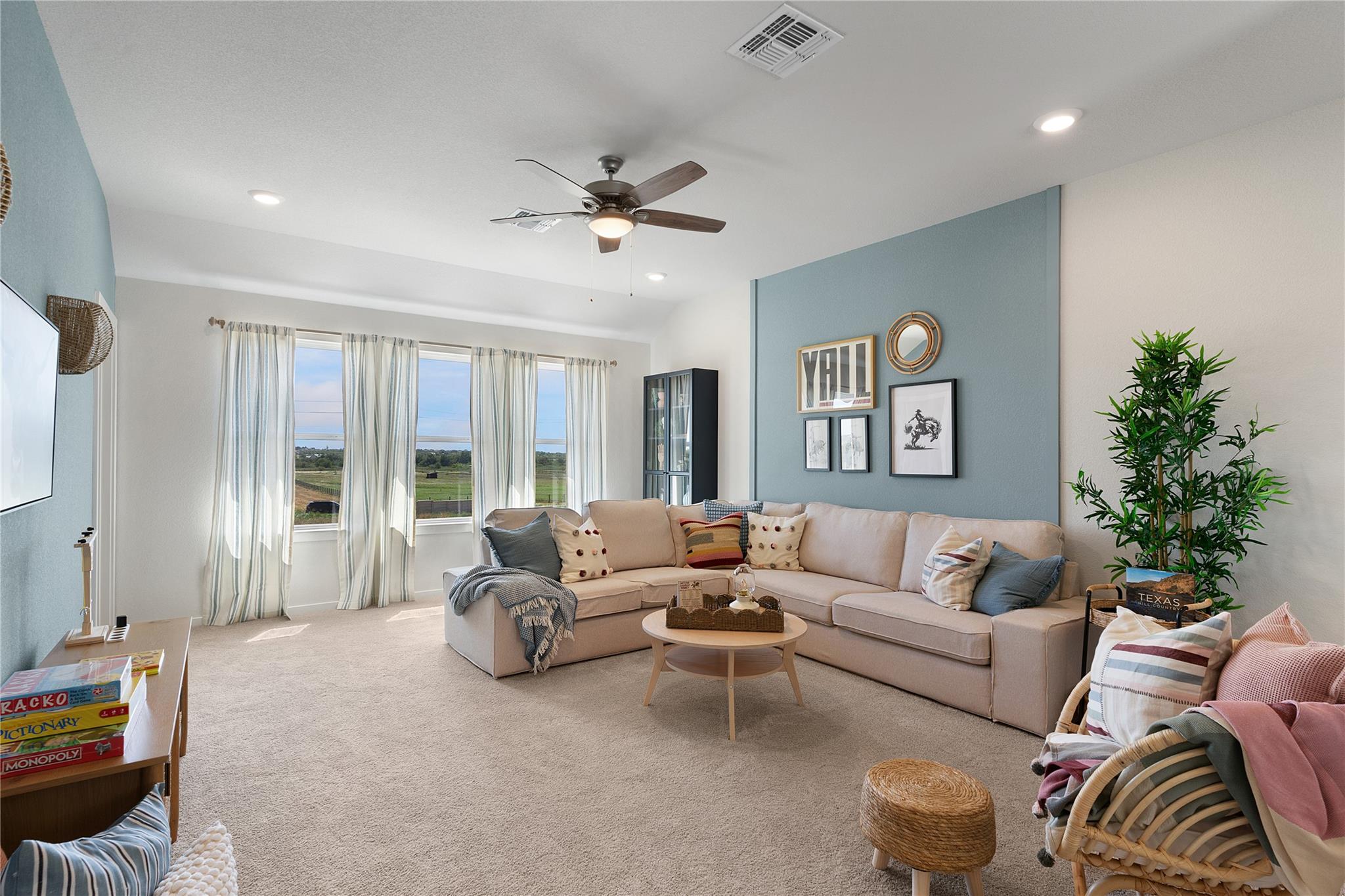 13821 Tucker Hedge Pass, Elgin, TX 78621