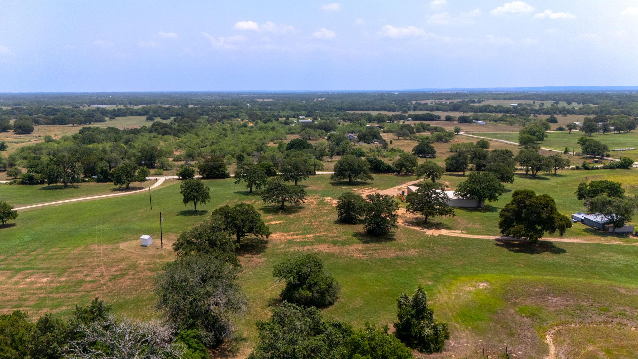 000 Cattlemens Row Rd, Lockhart, TX 78644