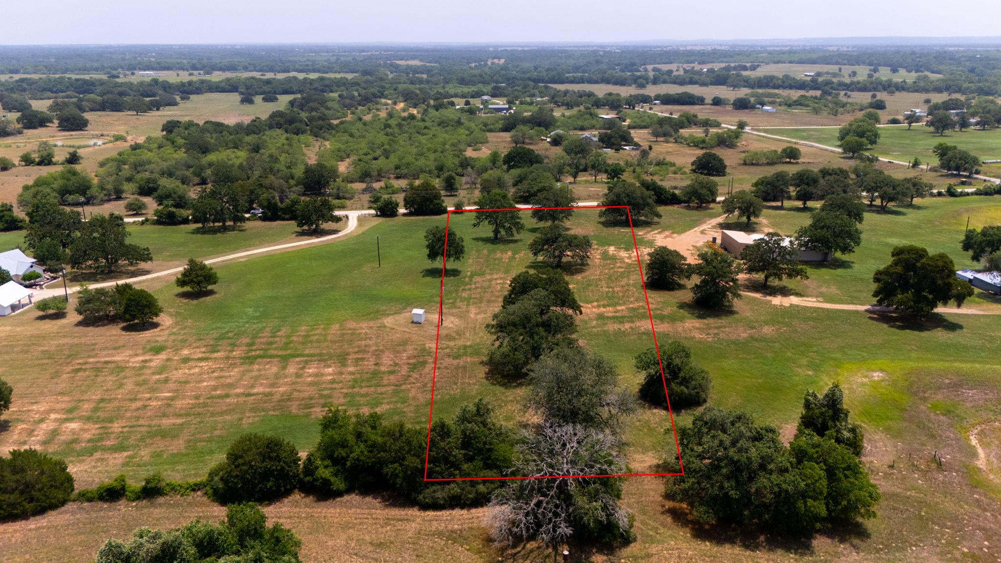 000 Cattlemens Row Rd, Lockhart, TX 78644