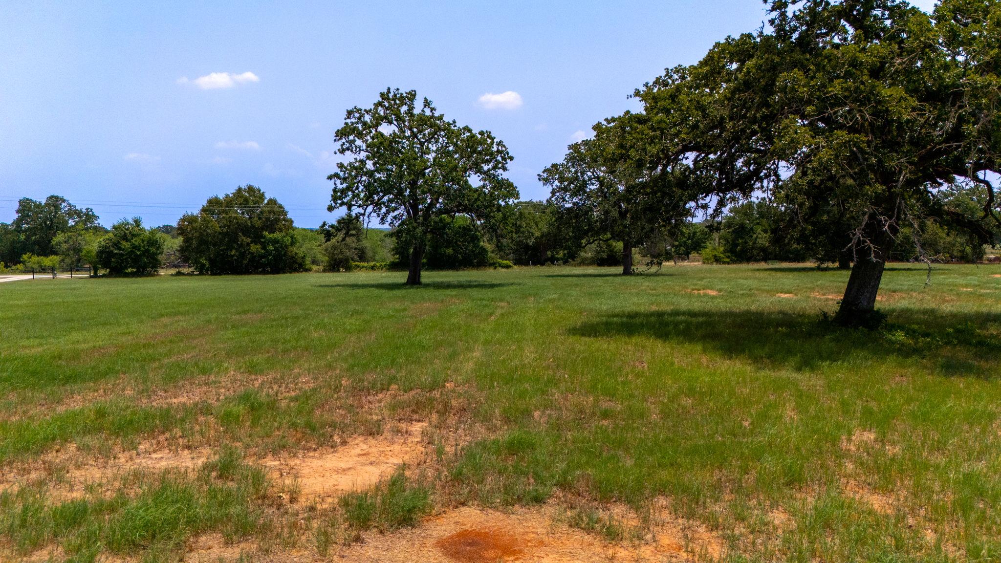 000 Cattlemens Row Rd, Lockhart, TX 78644