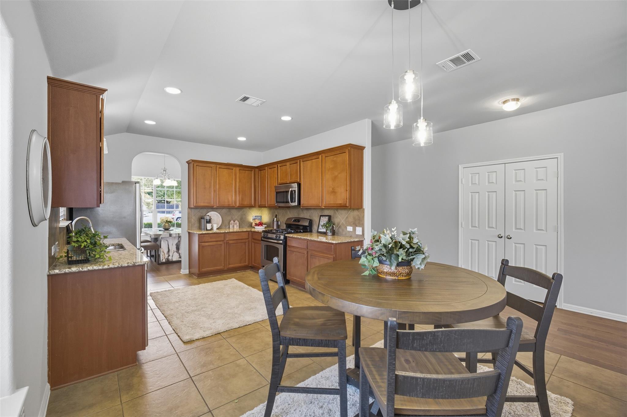 613 Kingston Lacy Blvd, Pflugerville, TX 78660