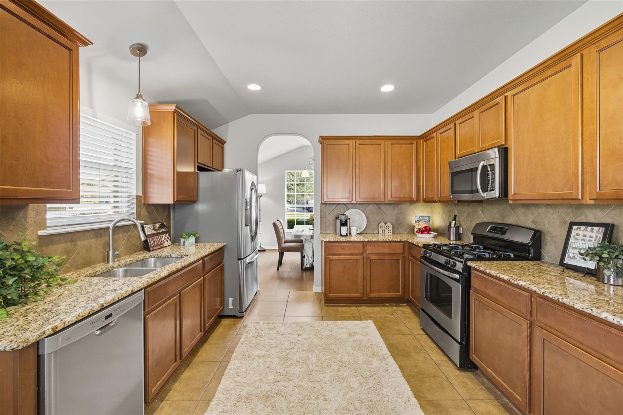 613 Kingston Lacy Blvd, Pflugerville, TX 78660