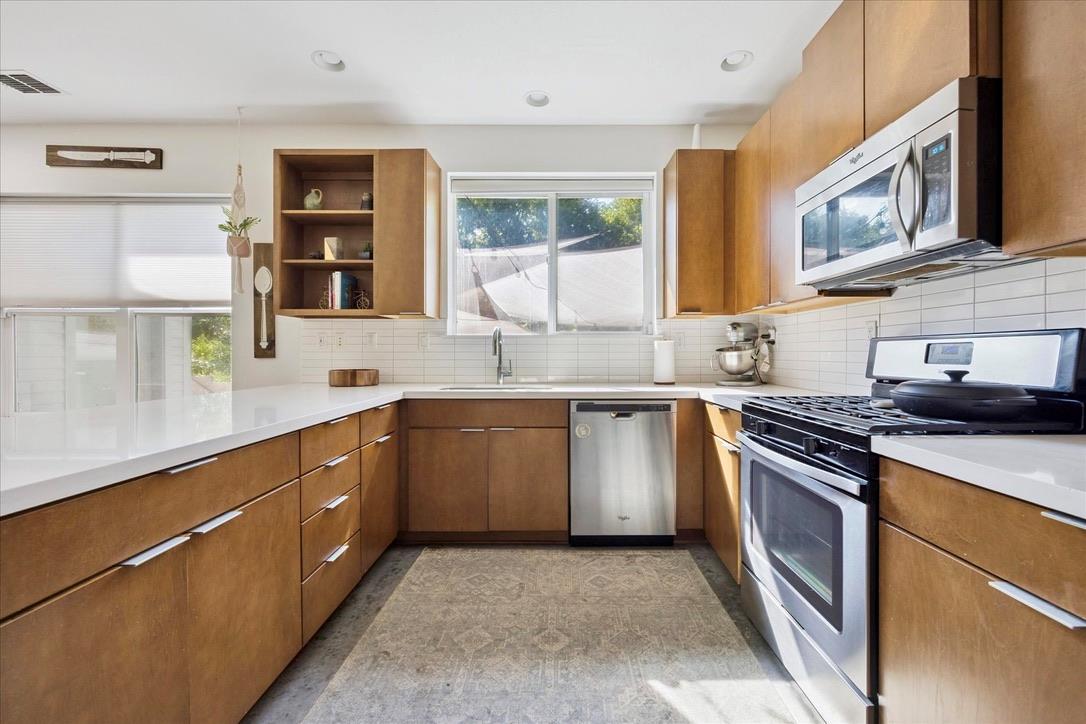 5616 1st St # 1, Austin, TX 78745