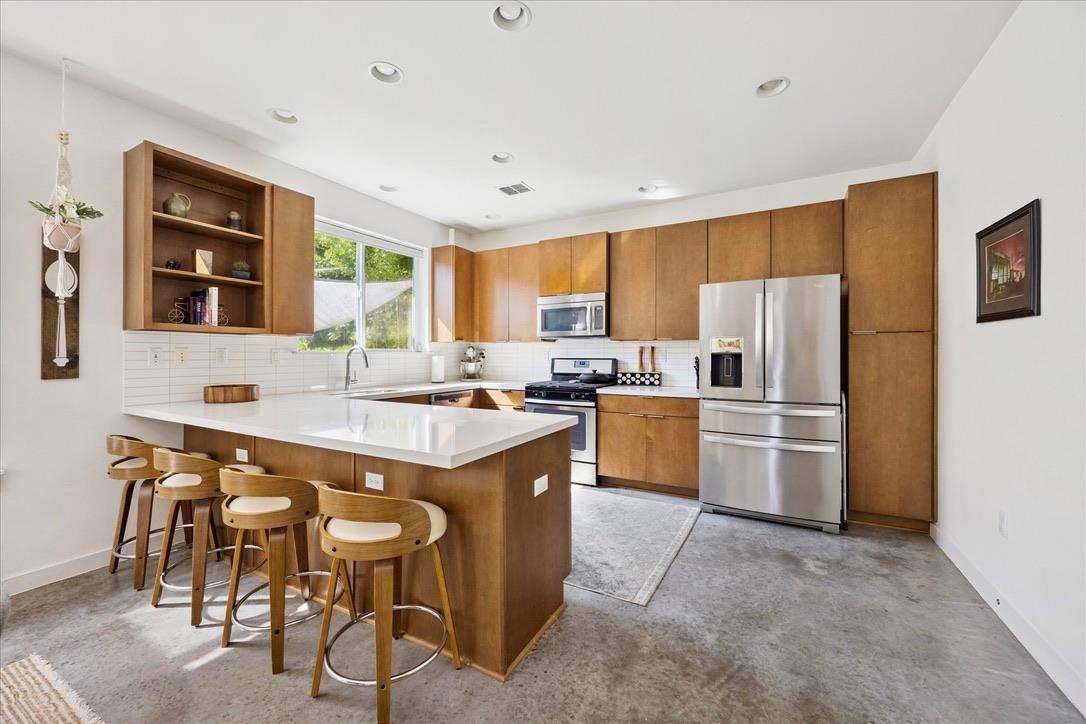 5616 1st St # 1, Austin, TX 78745