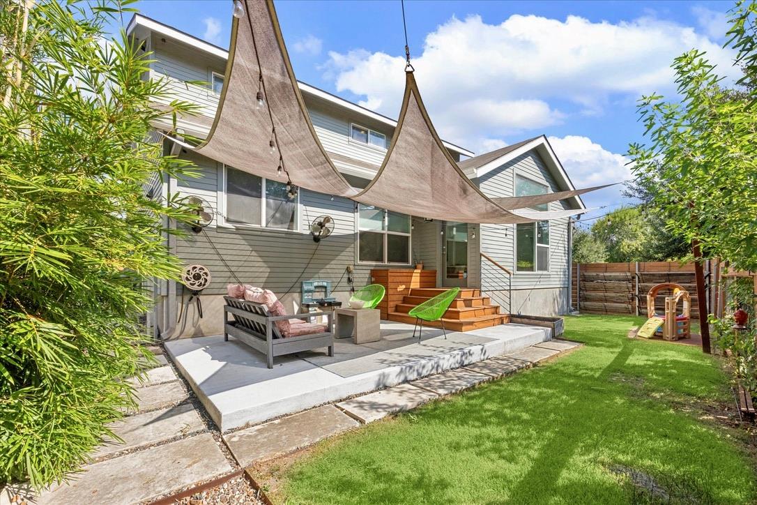 5616 1st St # 1, Austin, TX 78745